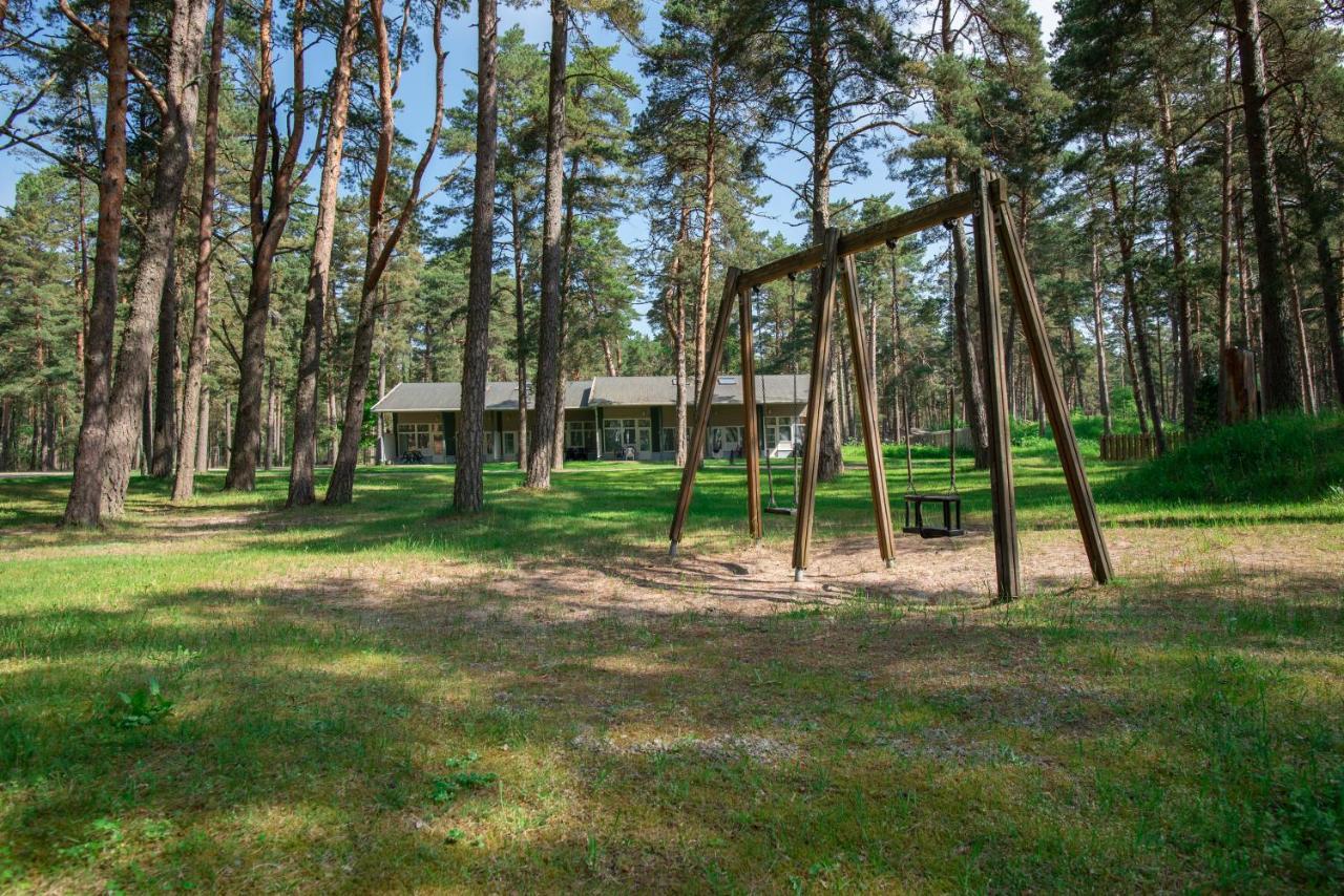 Villa Andropoff Pärnu Exteriör bild