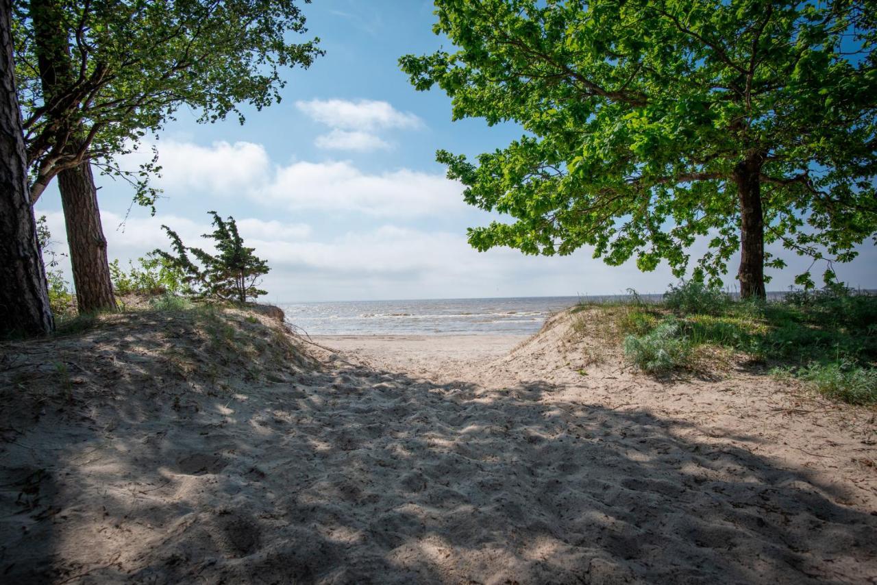 Villa Andropoff Pärnu Exteriör bild